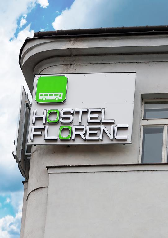 Hostel & Hotel Florenc Praag Buitenkant foto